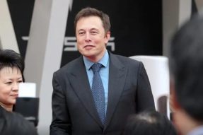 伊隆·马斯克非常接近特斯拉另一个$ 2.1B的股票期权