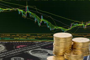 A股收盘：深证区块链50指数涨0.08%，惠程科技等4股跌停
