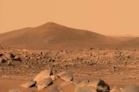 欧空局在研究未来为火星上的漫游车供电方式