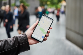 Uberall 融资 1.15 亿美元，收购 MomentFeed 以扩大其位置营销服务