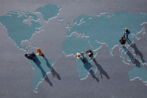 为了赢得大流行后，初创公司需要远程优先增长团队