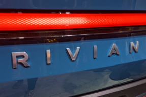Rivian 的电动 R1T 皮卡车 R1S SUV 获得官方 EPA 范围