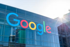 通过提供对广告客户最近历史记录的访问权限，Google 广告变得更加透明