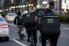 纽约市通过法案以改善基于应用程序的送货工人的条件